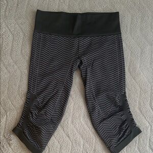 lululemon athletica Black and Gray Patterned Capri Leggings